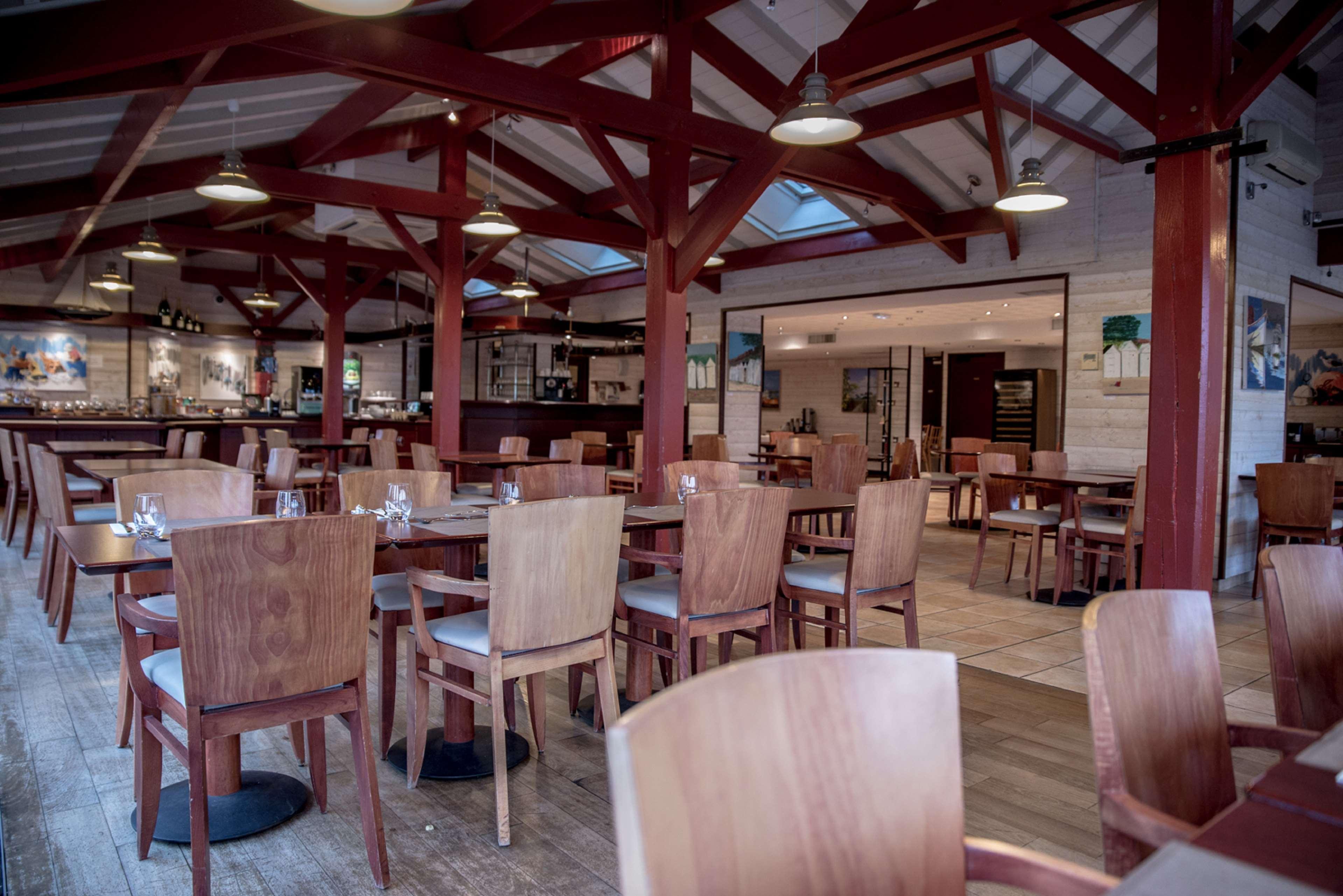 Kyriad Saint-Malo Dinard La Richardais Екстериор снимка