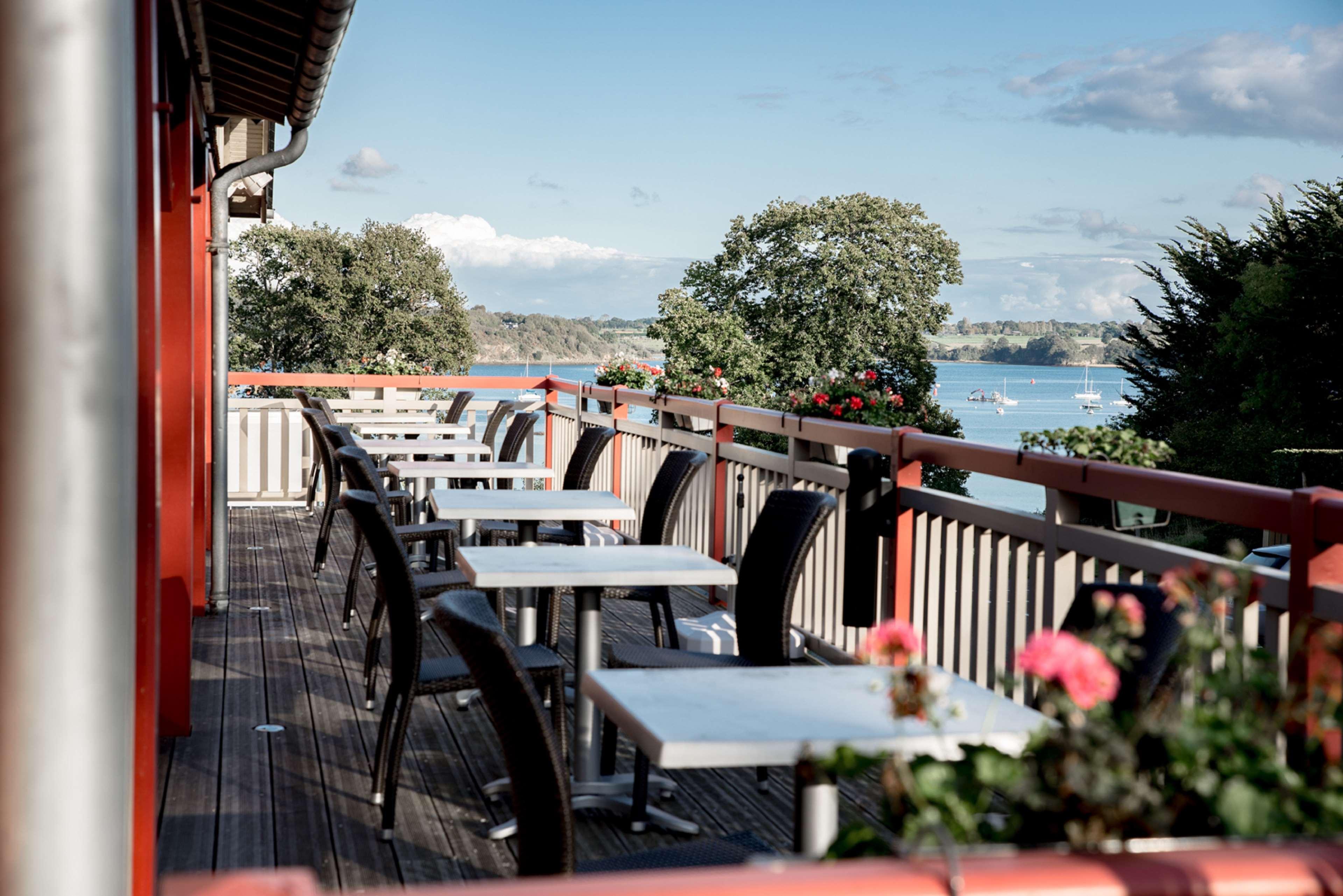 Kyriad Saint-Malo Dinard La Richardais Екстериор снимка
