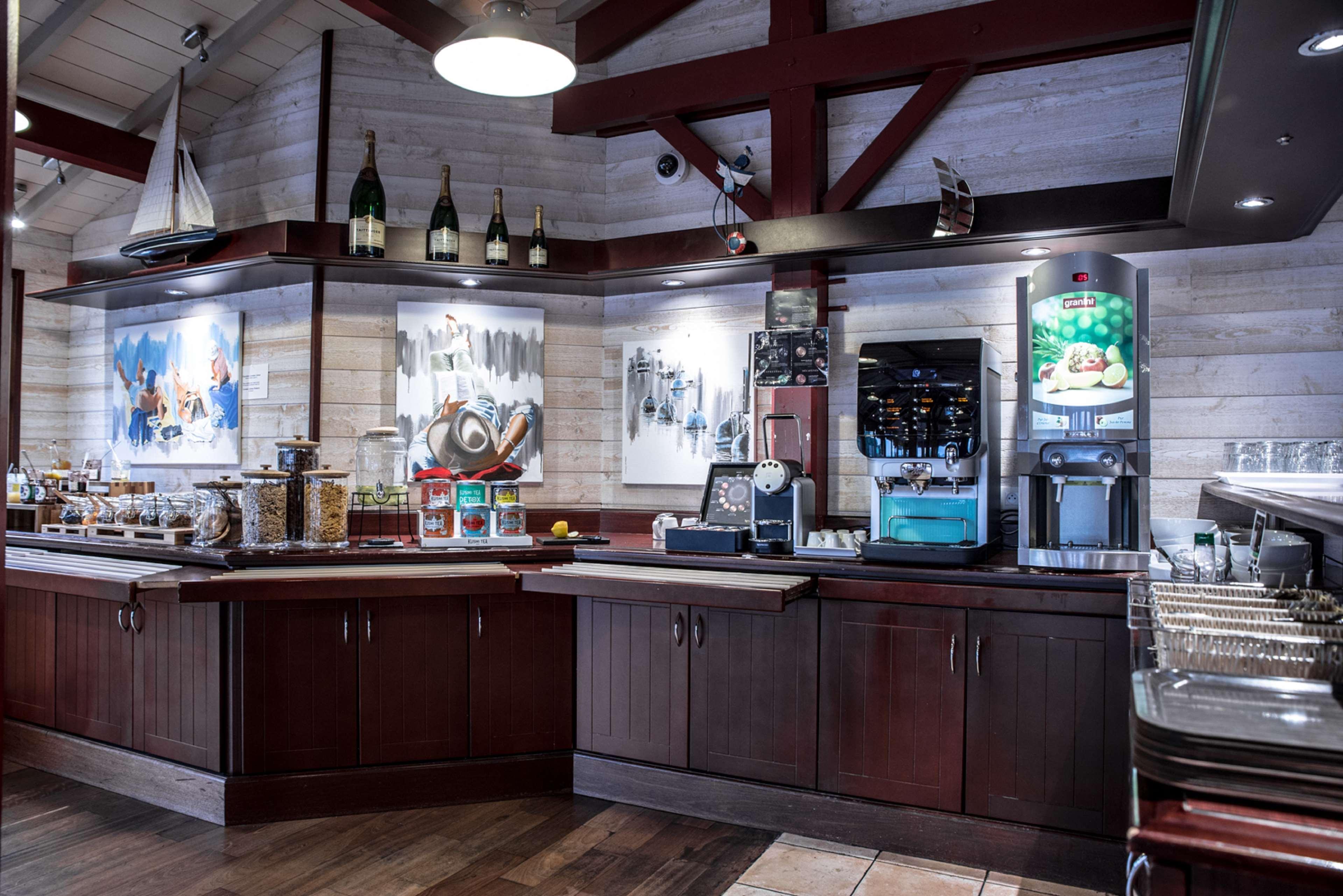 Kyriad Saint-Malo Dinard La Richardais Екстериор снимка